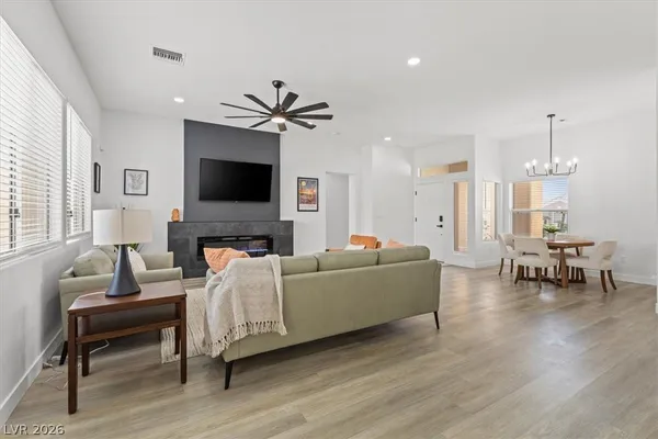 $2,995 | 10624 Grand Cypress Avenue, Las Vegas, NV 89134