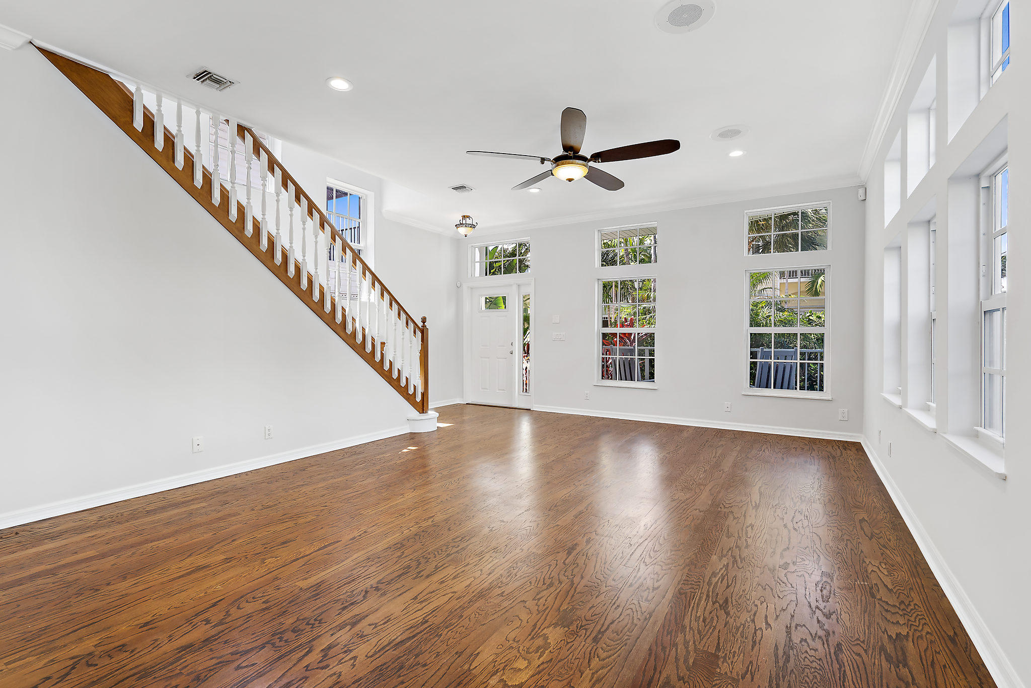 148 Key Lane Jupiter, FL 33477 - Photo 13 of 68 004-148KeyLn-Jupiter-FL-small