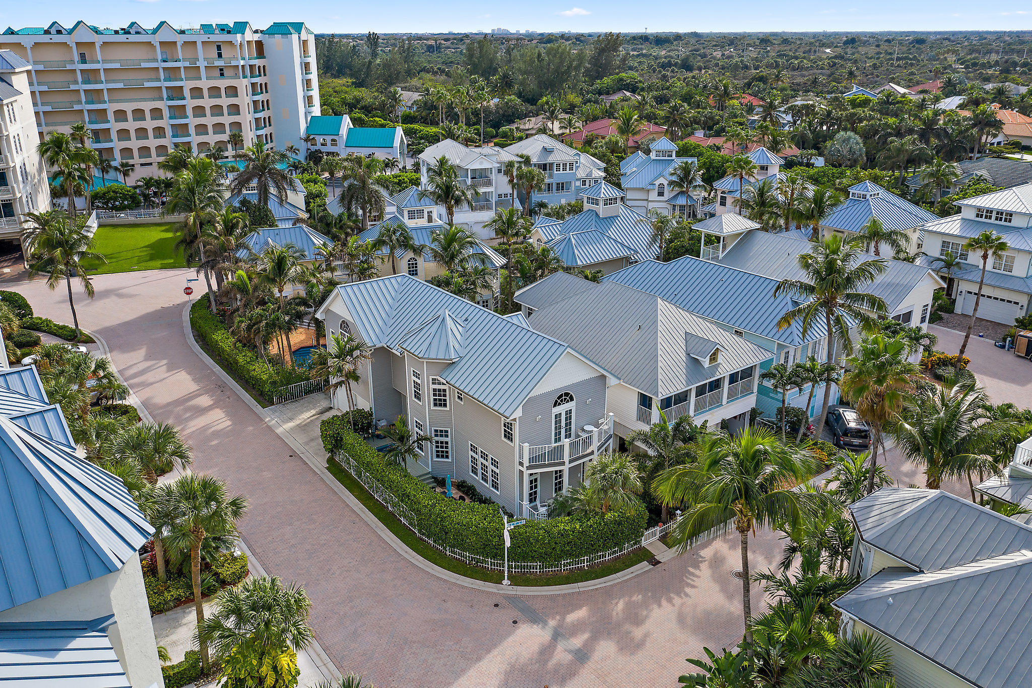 148 Key Lane Jupiter, FL 33477 - Photo 44 of 68 010-148KeyLn-Jupiter-FL-small