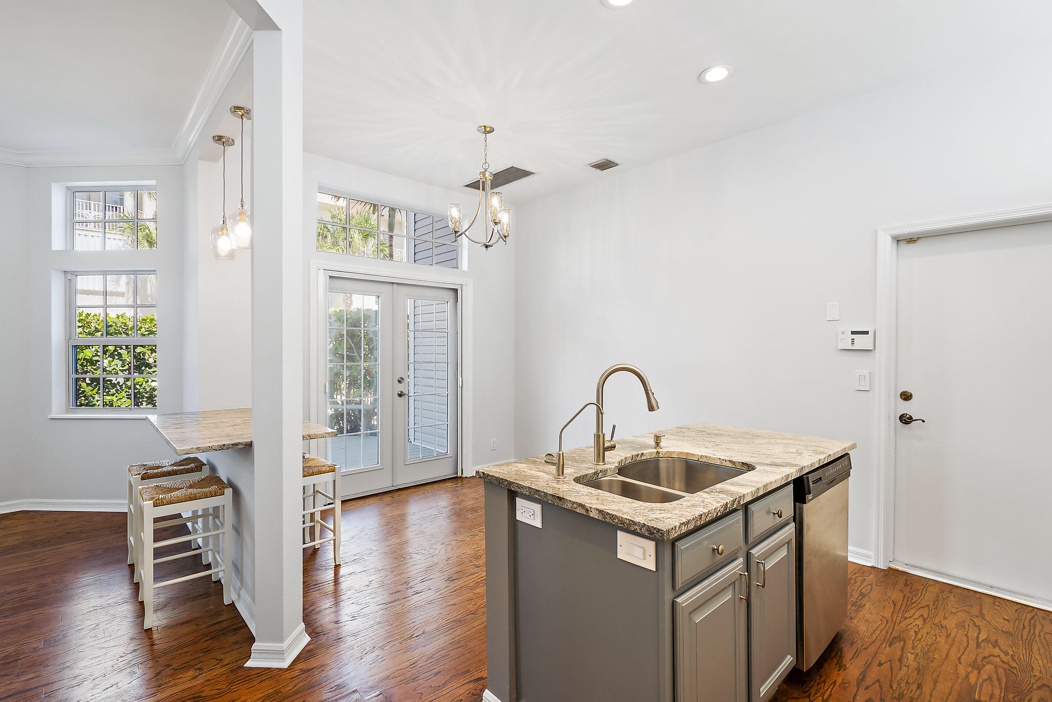 148 Key Lane Jupiter, FL 33477 - Photo 6 of 68 012-148KeyLn-Jupiter-FL-small