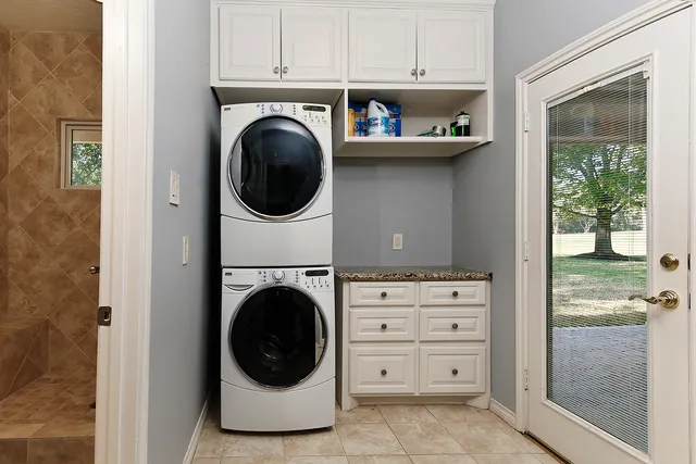 $798,700 | 13115 Mission Valley Drive, Houston, TX 77069