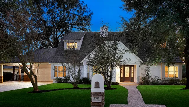 $798,700 | 13115 Mission Valley Drive, Houston, TX 77069