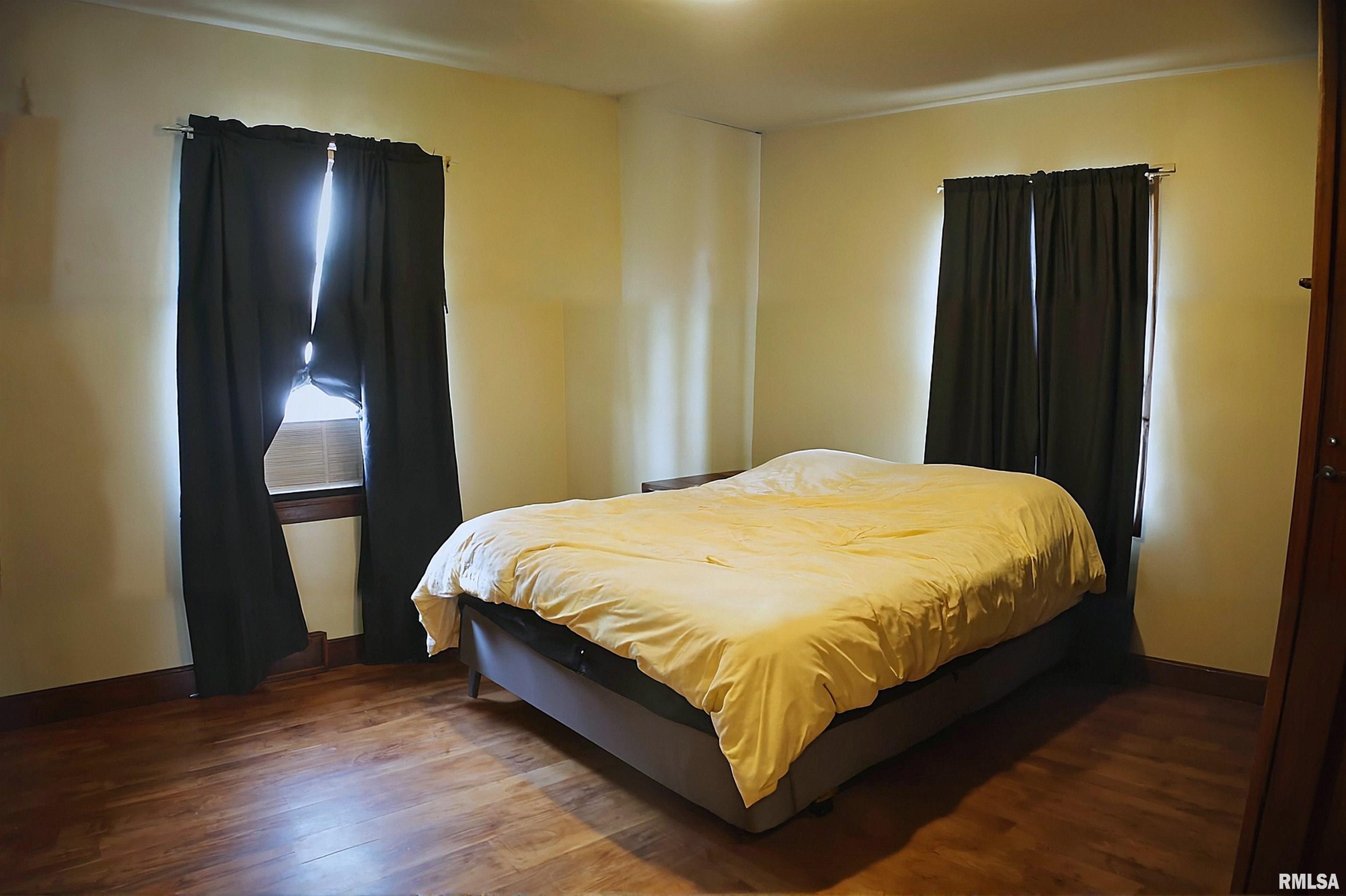 306 18th Place Clinton, IA 52732 - Photo 13 of 20