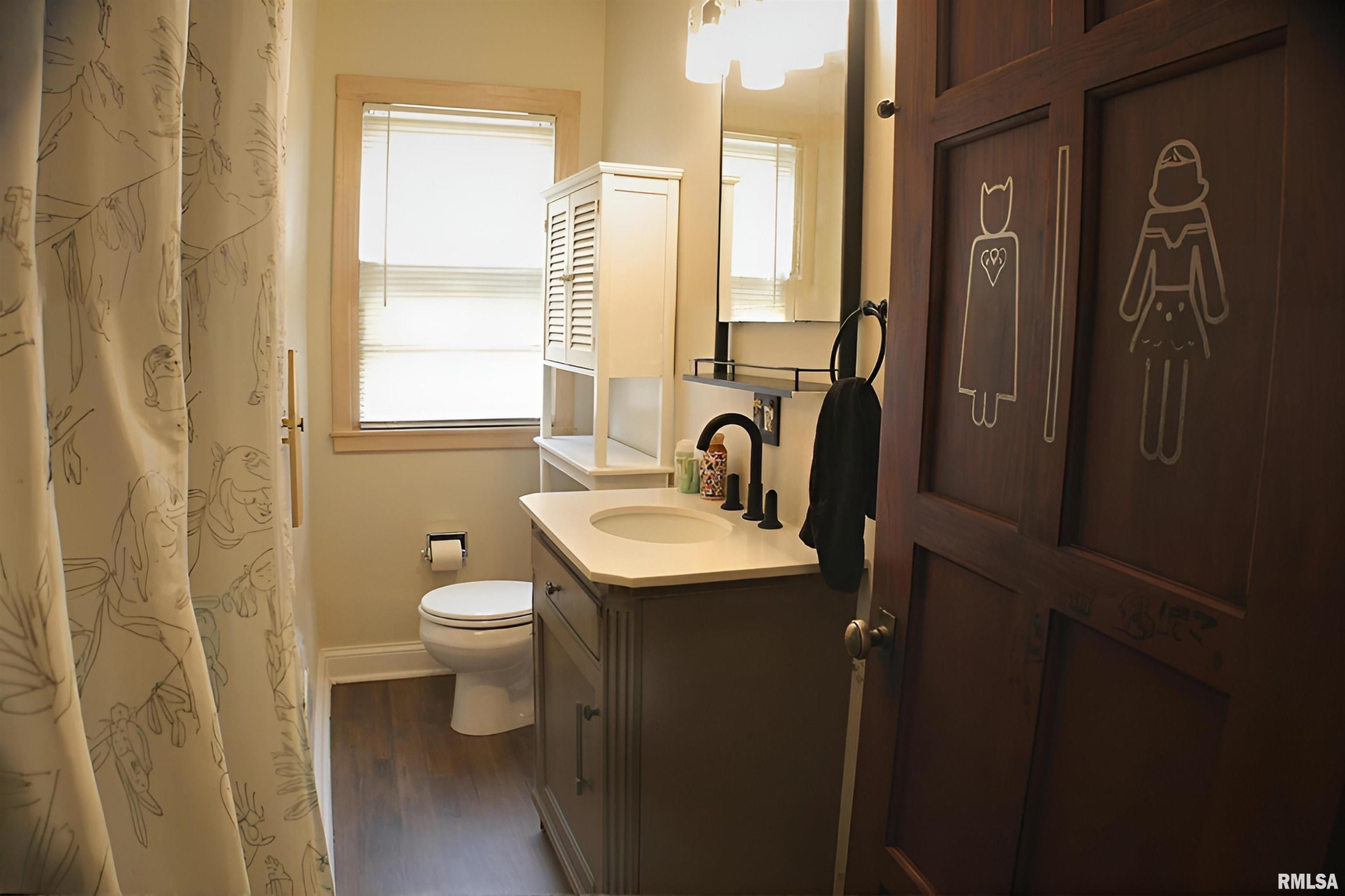 306 18th Place Clinton, IA 52732 - Photo 10 of 20