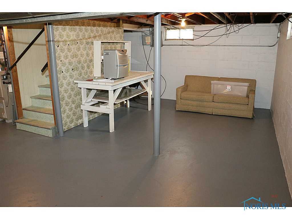 2819 Claredale Road Toledo, OH 43613 - Photo 10 of 14 Gallery Image 10