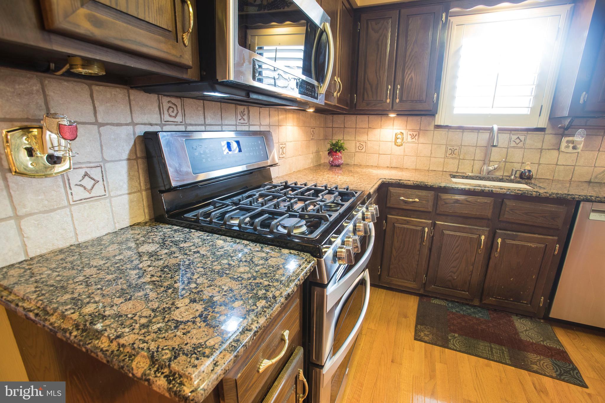 16 Baggaley Road Trenton, NJ 08690 - Photo 30 of 62 New granite