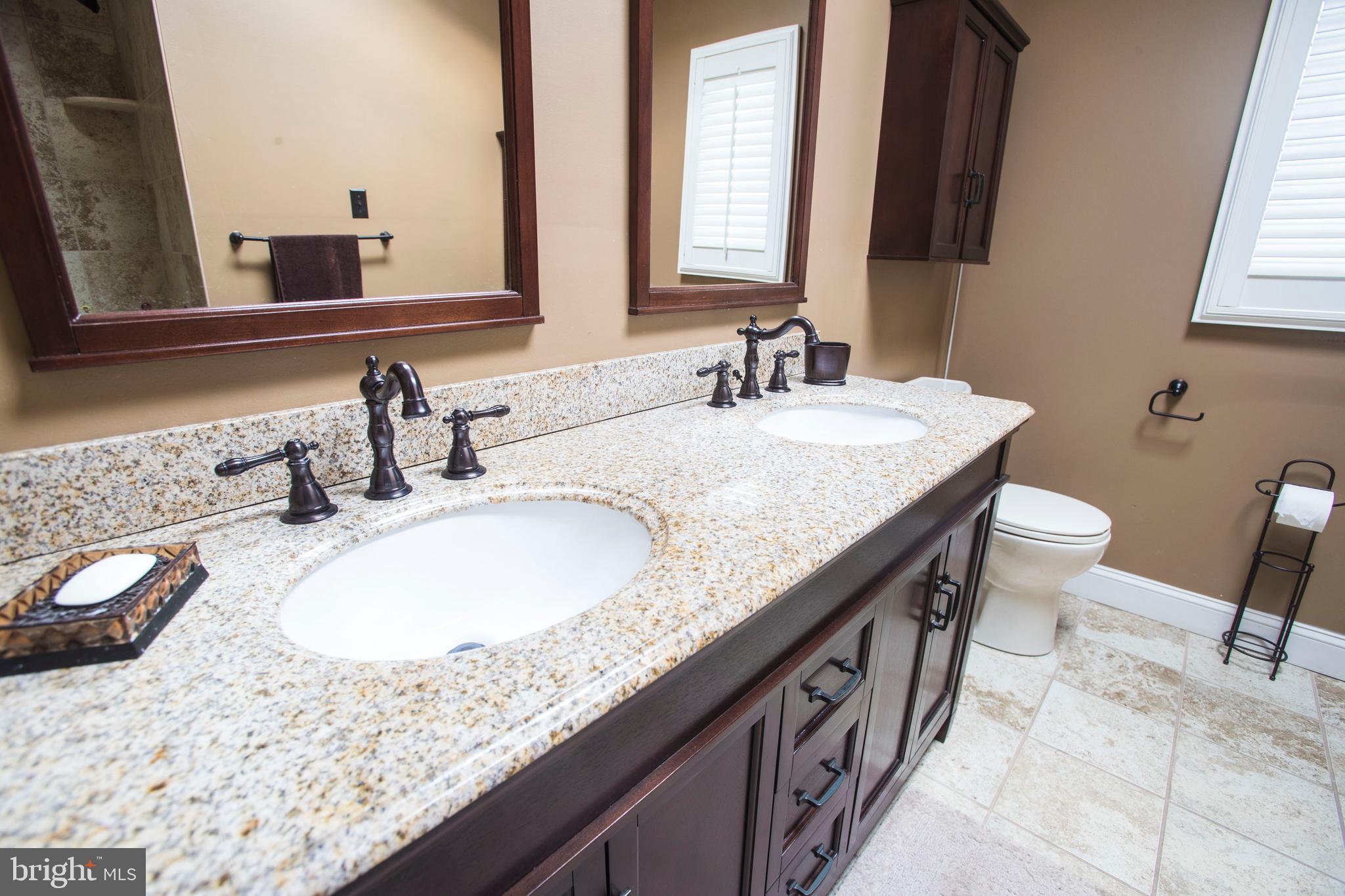 16 Baggaley Road Trenton, NJ 08690 - Photo 41 of 62 Brand new updated hallway bath