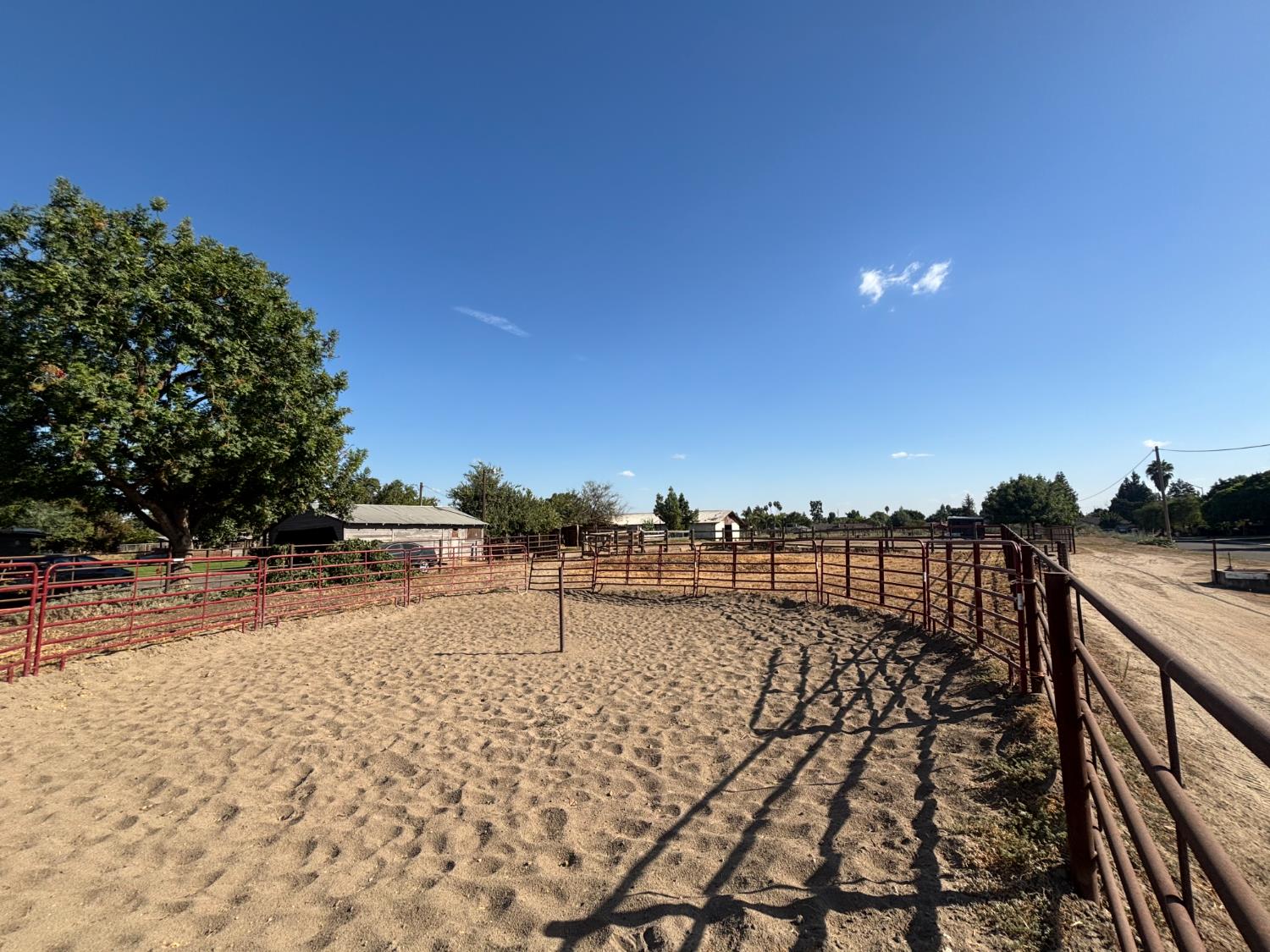 19317 East Parlier Avenue Reedley, CA 93654 - Photo 24 of 36 a view of outdoor space with seating area