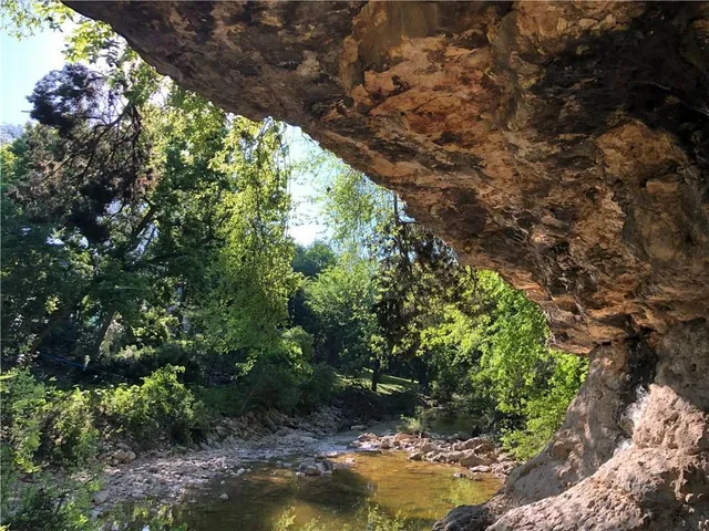 $1,050,000 | 1113 West 31st Street, Austin, TX 78705