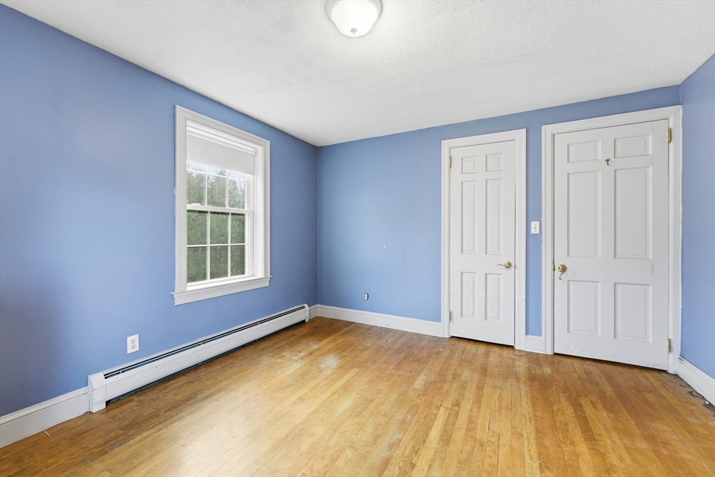 289 Morgan Street South Hadley, MA 01075 - Photo 21 of 42 an empty room with windows