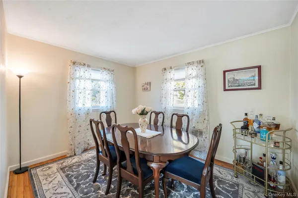 $635,000 | 25 Flanders Place, West Babylon, NY 11704
