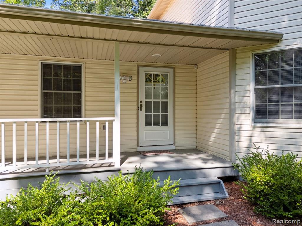 11105 Bohm Road Byron, MI 48418 - Photo 2 of 34