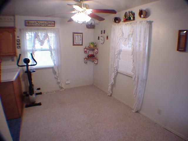 13527 138th Street West Taylor Ridge, IL 61284 - Photo 5 of 7