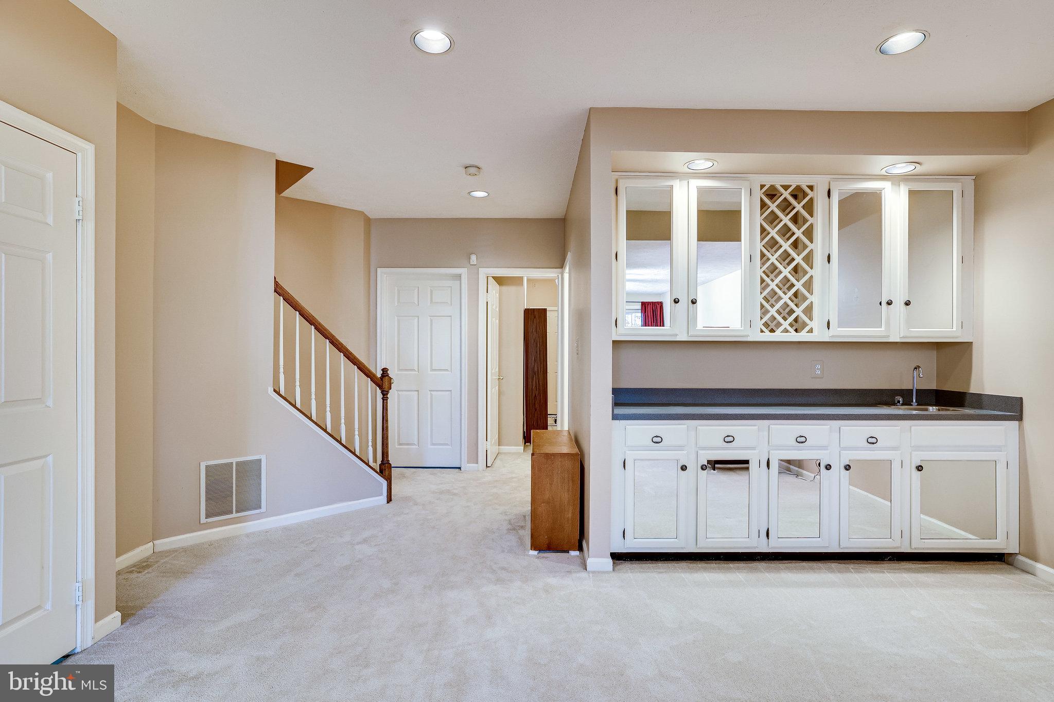 1223 Woodbrook Court Reston, VA 20194 - Photo 56 of 86 Gallery Image 56