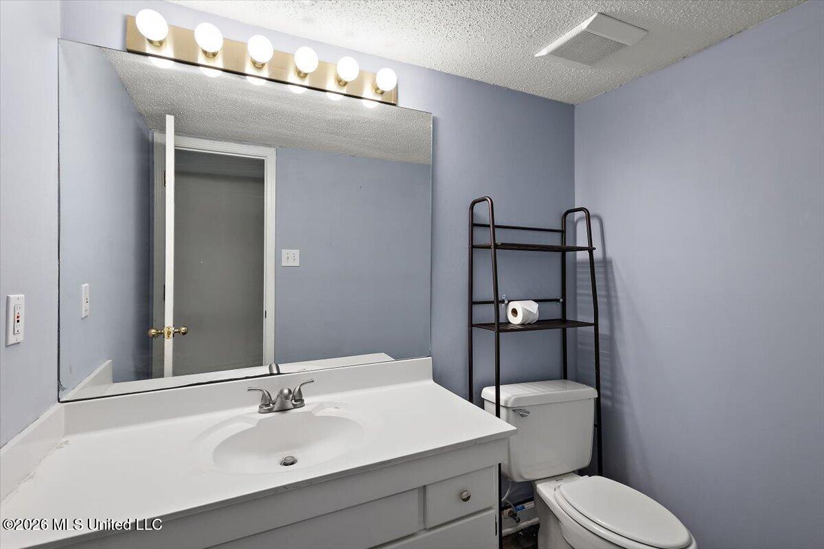 550 Post Road, Unit 405 Ridgeland, MS 39157 - Photo 22 of 36 22-HTP_5785