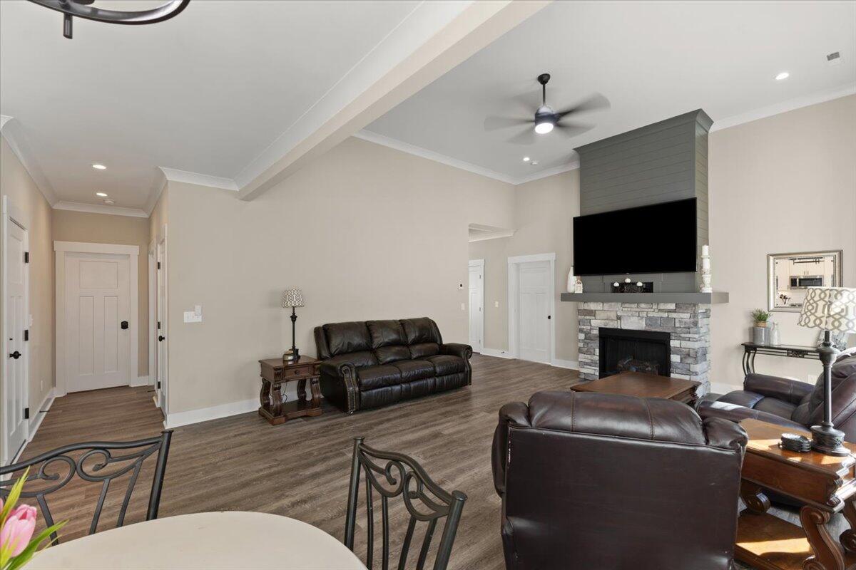 905 Live Oak Road Ringgold, GA 30736 - Photo 17 of 40 LIVING