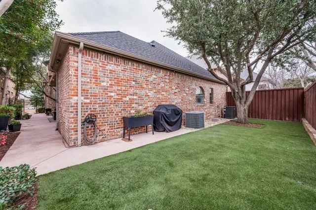 $819,900 | 28 Clear Pond Drive, Frisco, TX 75034