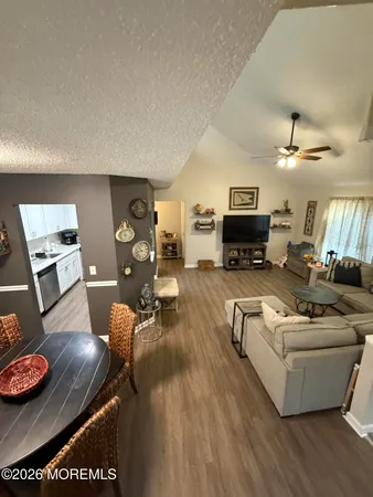 $295,000 | 84 Azalea Circle, Jackson, NJ 08527