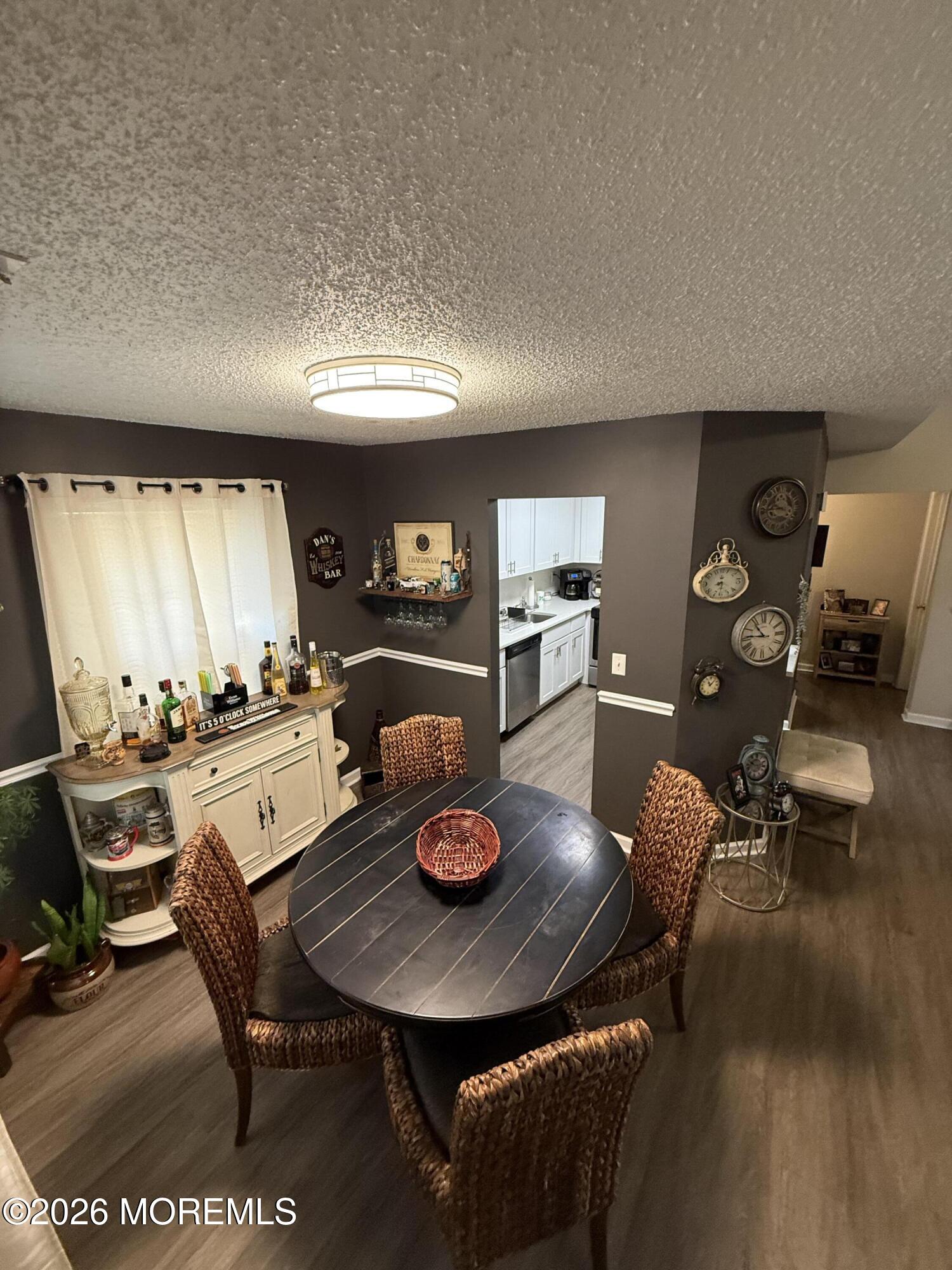 84 Azalea Circle Jackson, NJ 08527 - Photo 23 of 29 Dining/Kitchen