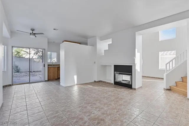 $2,250 | 8758 Arawana Place, Henderson, NV 89074