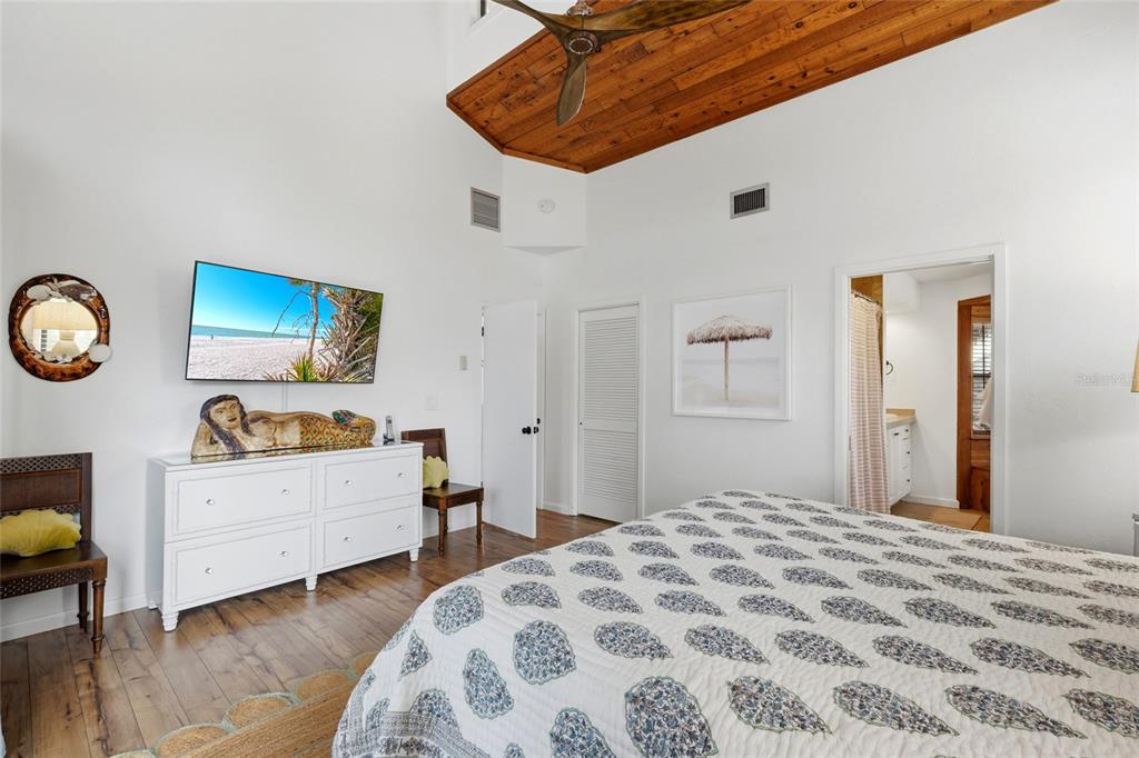 727 Jacaranda Road Anna Maria, FL 34216 - Photo 20 of 44