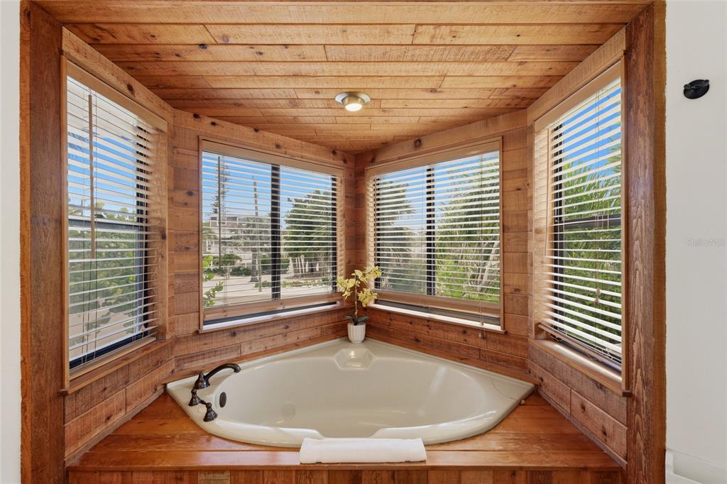 727 Jacaranda Road Anna Maria, FL 34216 - Photo 22 of 44