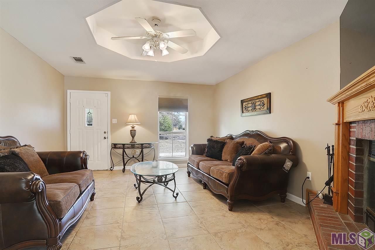 13189 Lambert Road Gonzales, LA 70737 - Photo 3 of 14 Gallery Image 3