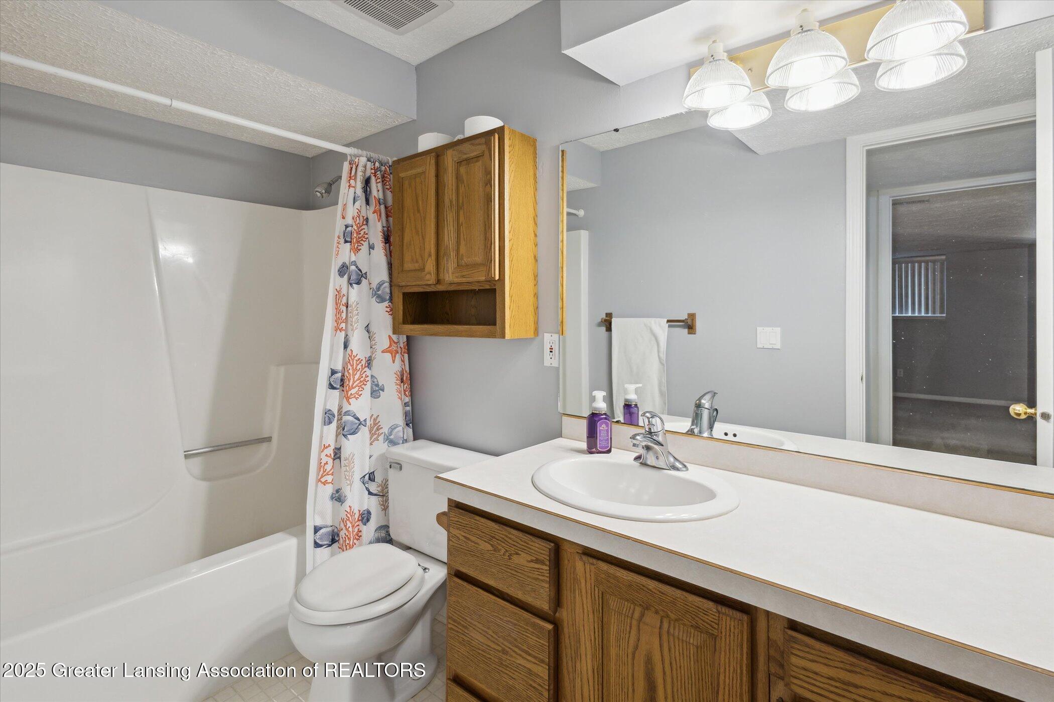 2415 North Aurelius Road, Unit 17 Holt, MI 48842 - Photo 36 of 42 38-2415-N-Aurelius-Rd-Unit-17-Holt-MI-48