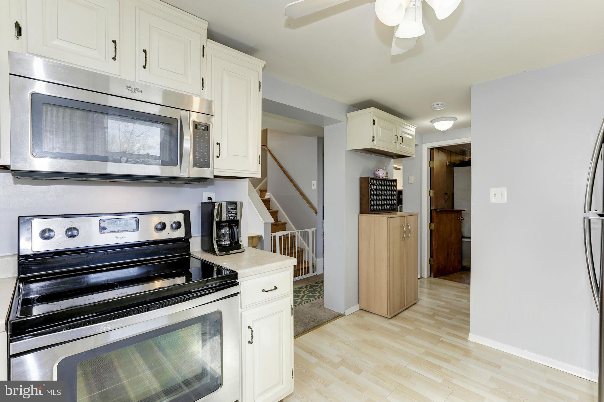 14979 Alaska Road Woodbridge, VA 22191 - Photo 13 of 27 Kitchen