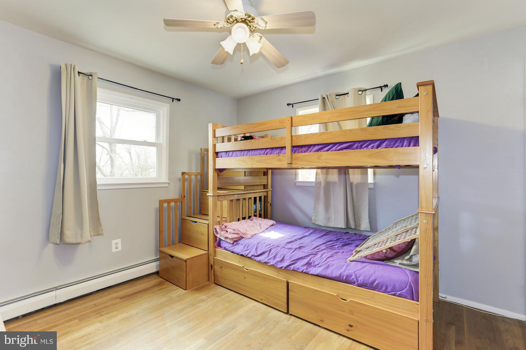 14979 Alaska Road Woodbridge, VA 22191 - Photo 19 of 27 Bedroom