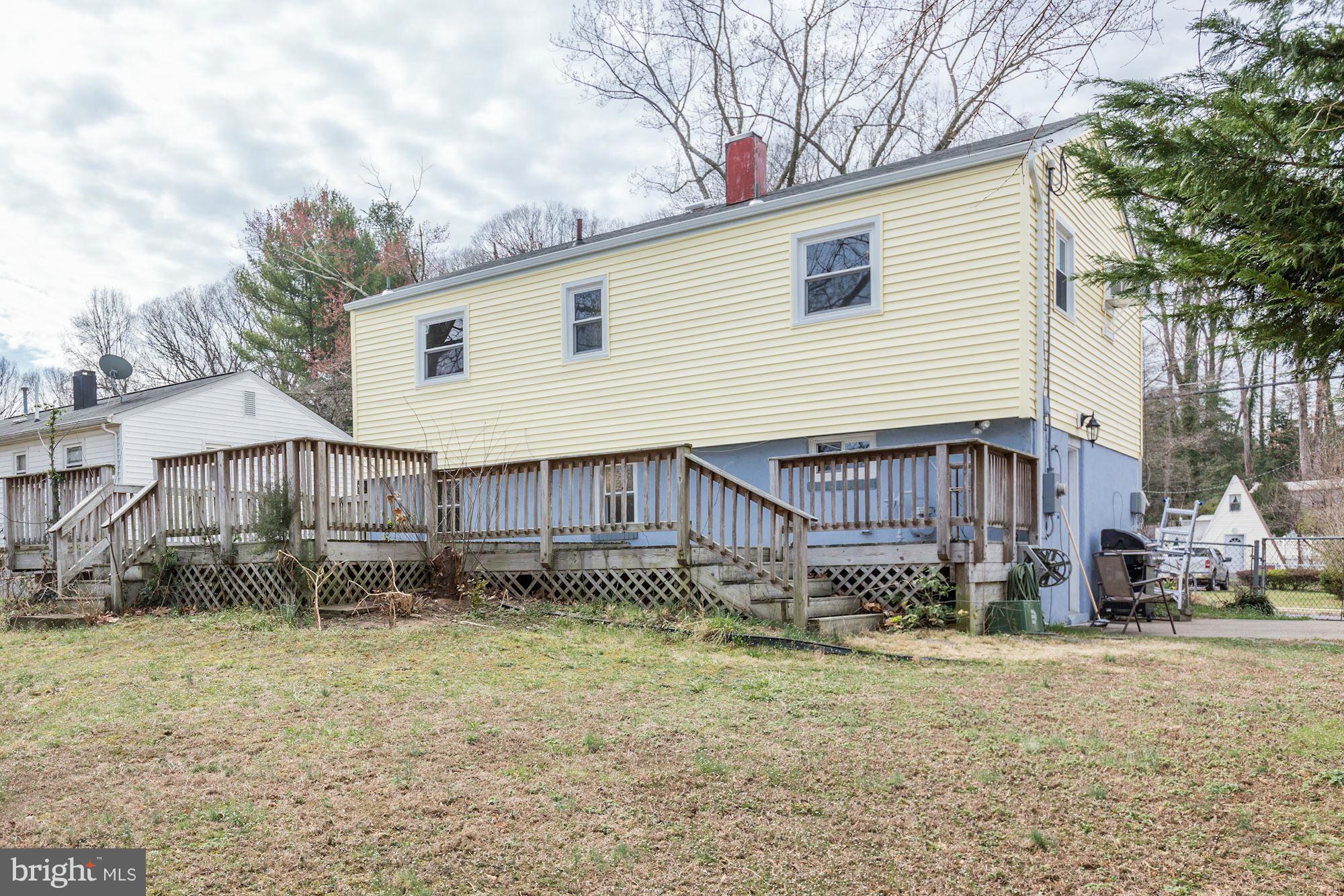14979 Alaska Road Woodbridge, VA 22191 - Photo 22 of 27 Exterior (Rear)