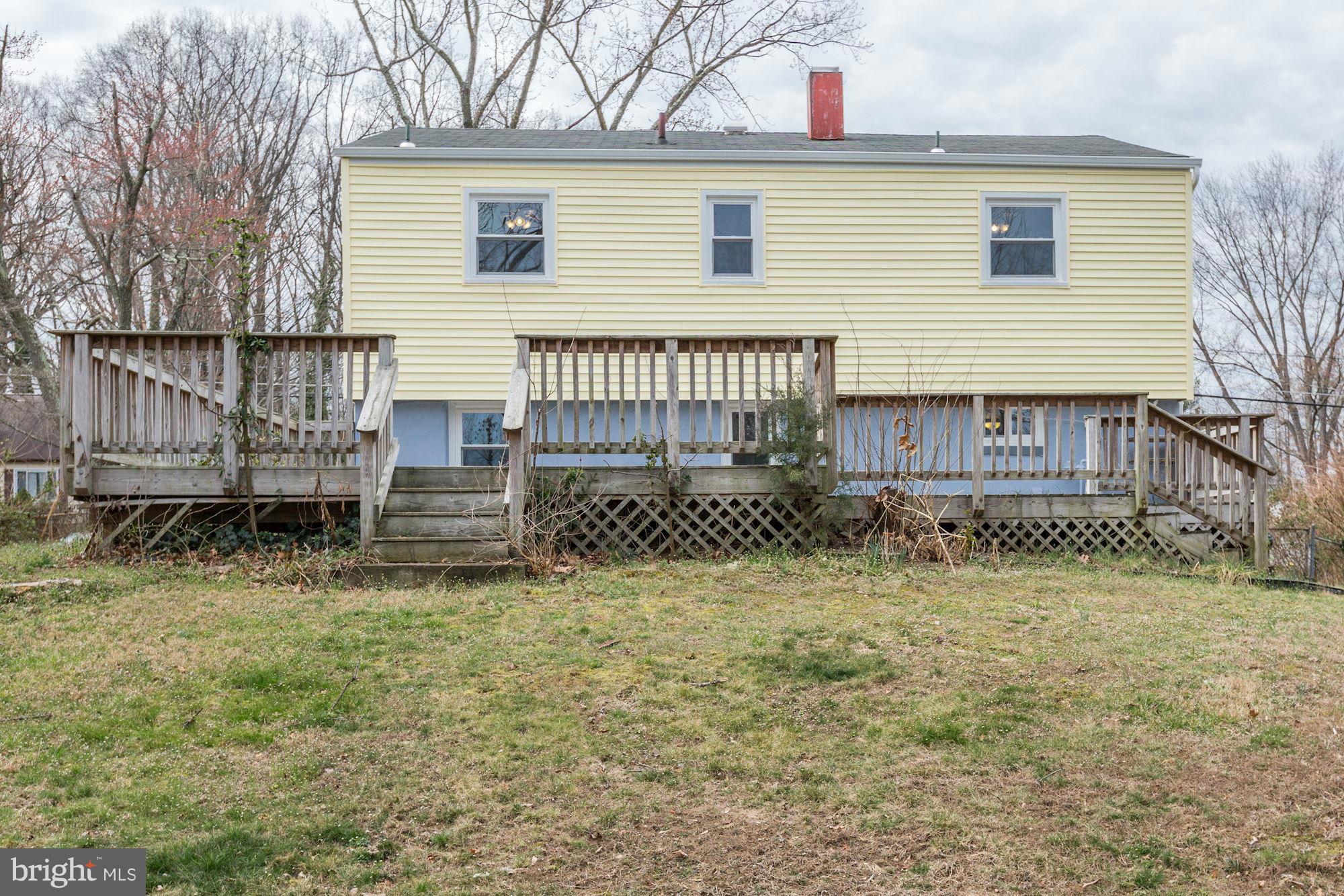 14979 Alaska Road Woodbridge, VA 22191 - Photo 23 of 27 Exterior (Rear)