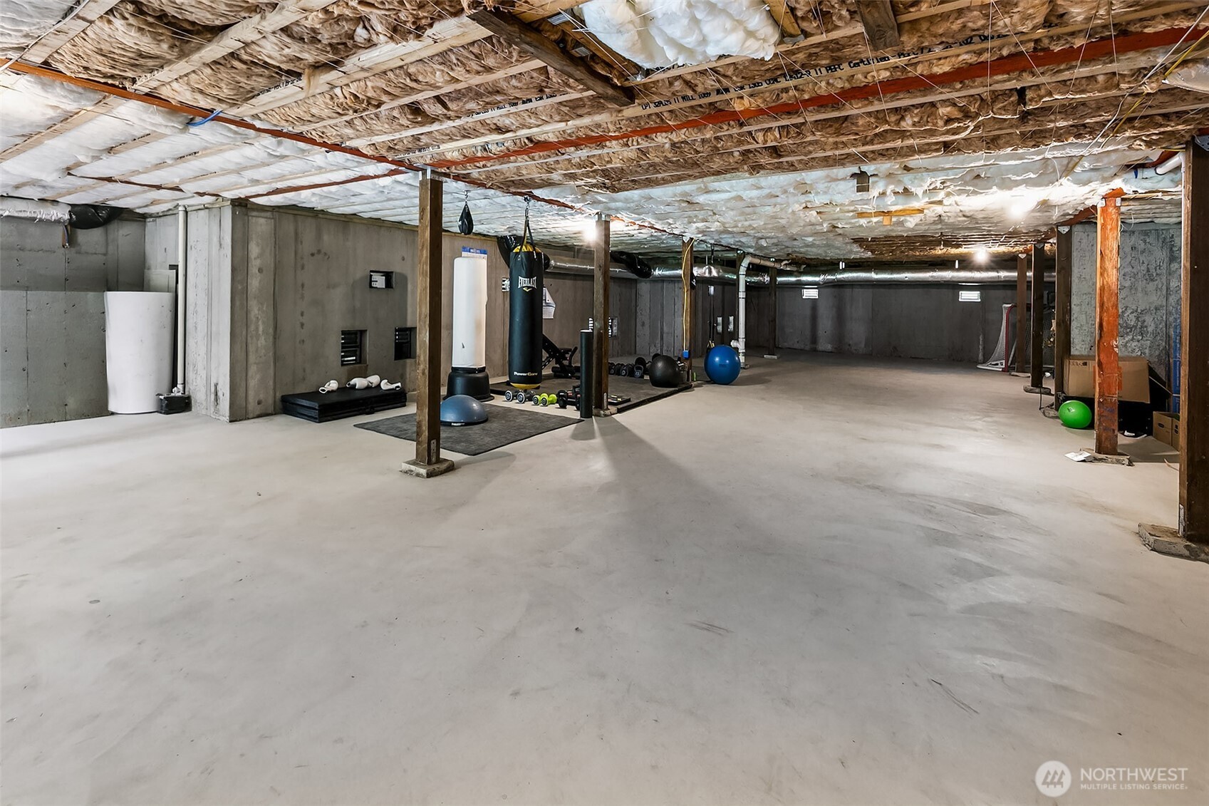 7538 Moon Valley Road Southeast North Bend, WA 98045 - Photo 35 of 40 a view of a room with gym equipment