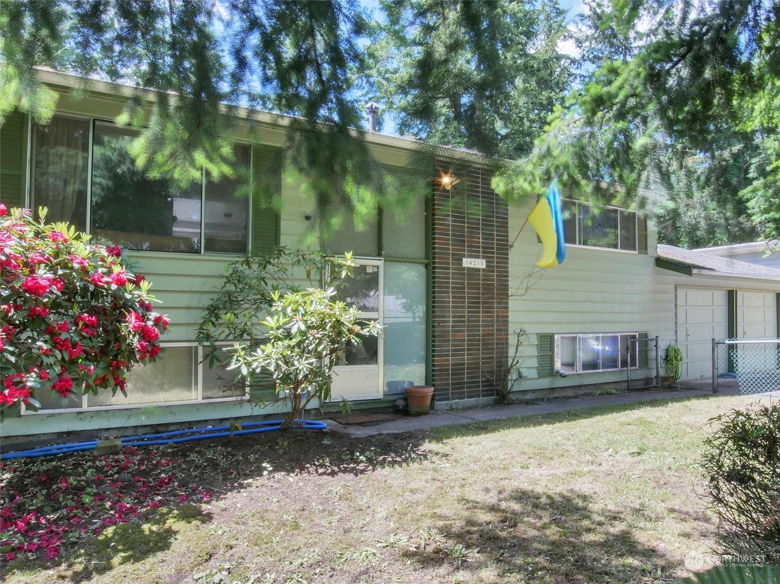 14219 169th Avenue Southeast Renton, WA 98059 - Photo 1 of 38 Gallery Image 1