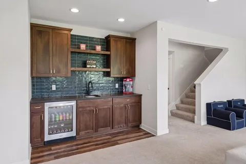 $1,199,900 | 4605 Sunset Lane, Excelsior, MN 55331