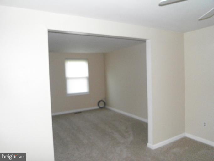 1310 East Beech Road Sterling, VA 20164 - Photo 3 of 12 Dining Room