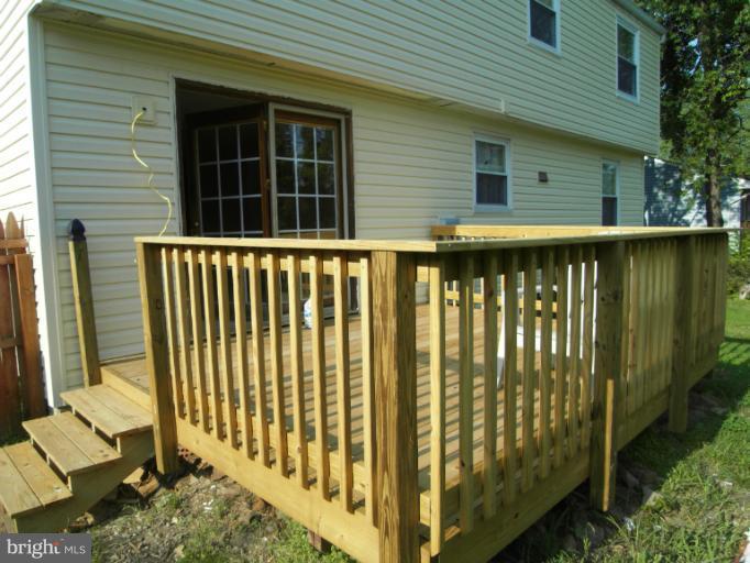 1310 East Beech Road Sterling, VA 20164 - Photo 7 of 12 Exterior (Rear)