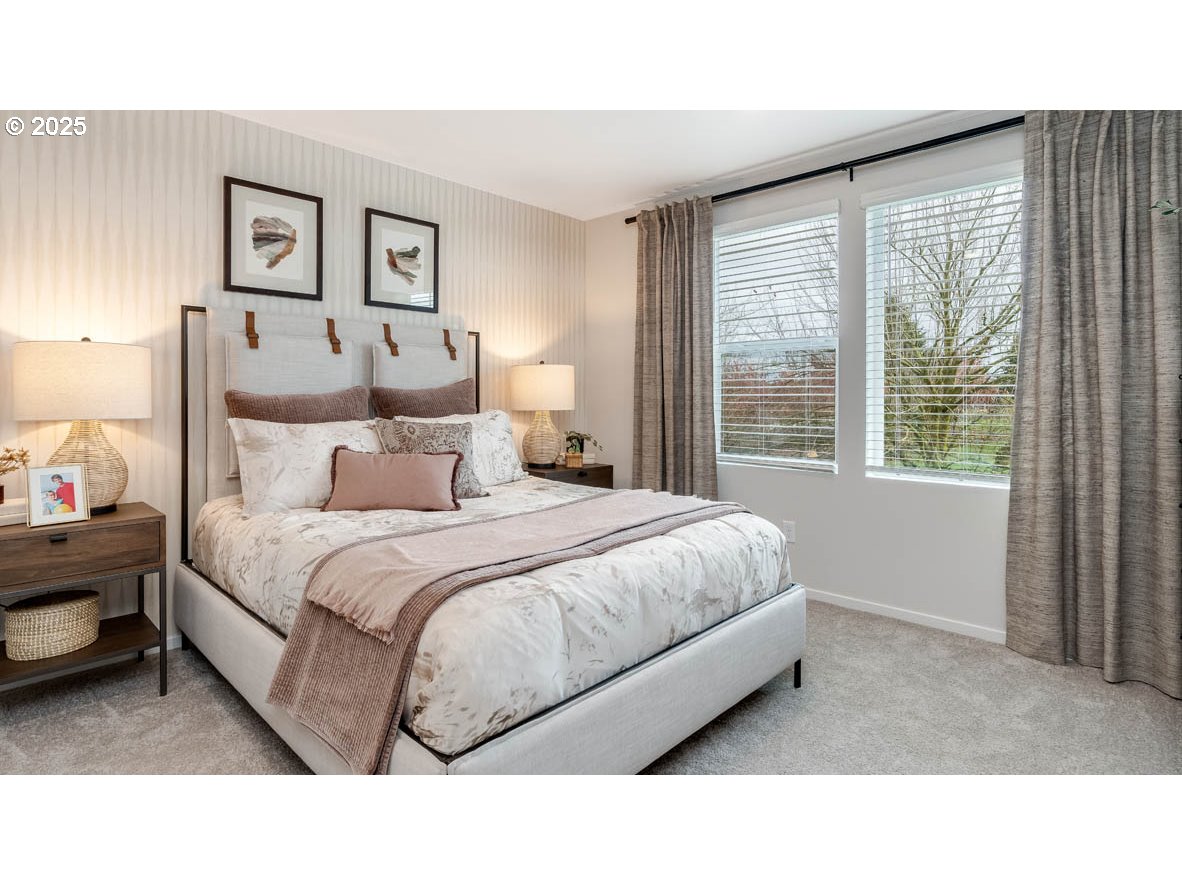 1095 Stubb Road Northeast Woodburn, OR 97071 - Photo 29 of 37 a bed room with a bed and a large window