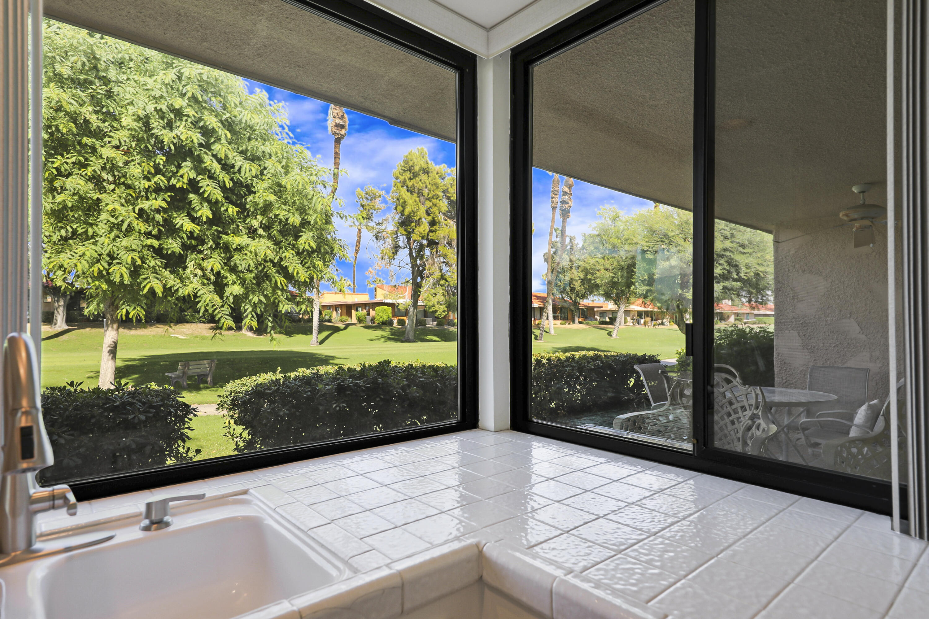 17 La Cerra Circle Rancho Mirage, CA 92270 - Photo 8 of 47 Kitchen View