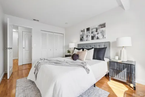 $425,000 | 1542 Center Road, Unit 103, Novato, CA 94947