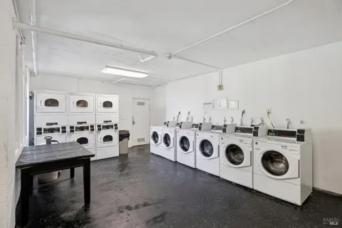 $425,000 | 1542 Center Road, Unit 103, Novato, CA 94947