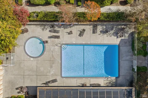 $425,000 | 1542 Center Road, Unit 103, Novato, CA 94947