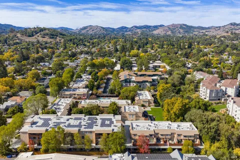 $425,000 | 1542 Center Road, Unit 103, Novato, CA 94947