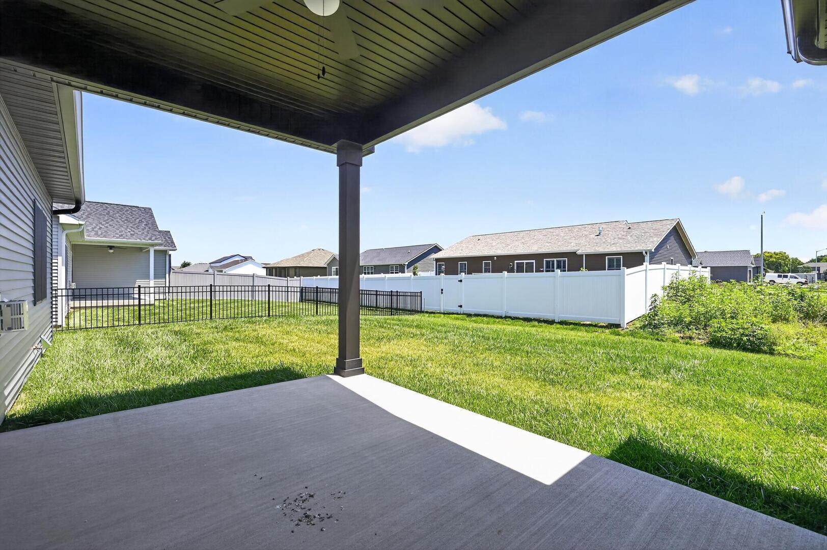 1704 Blenheim Drive Springfield, IL 62711 - Photo 5 of 52