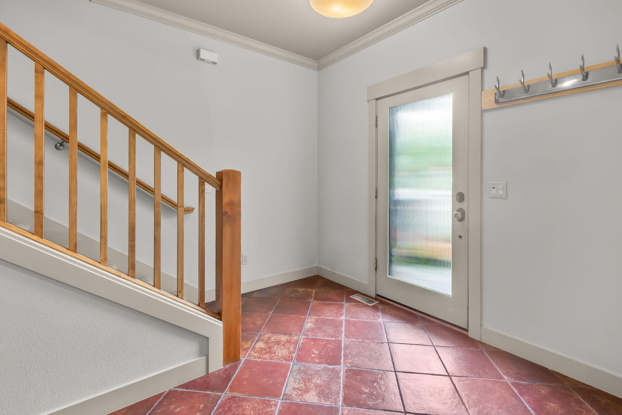 61438 Linton Loop Bend, OR 97702 - Photo 7 of 77 Gallery Image 7