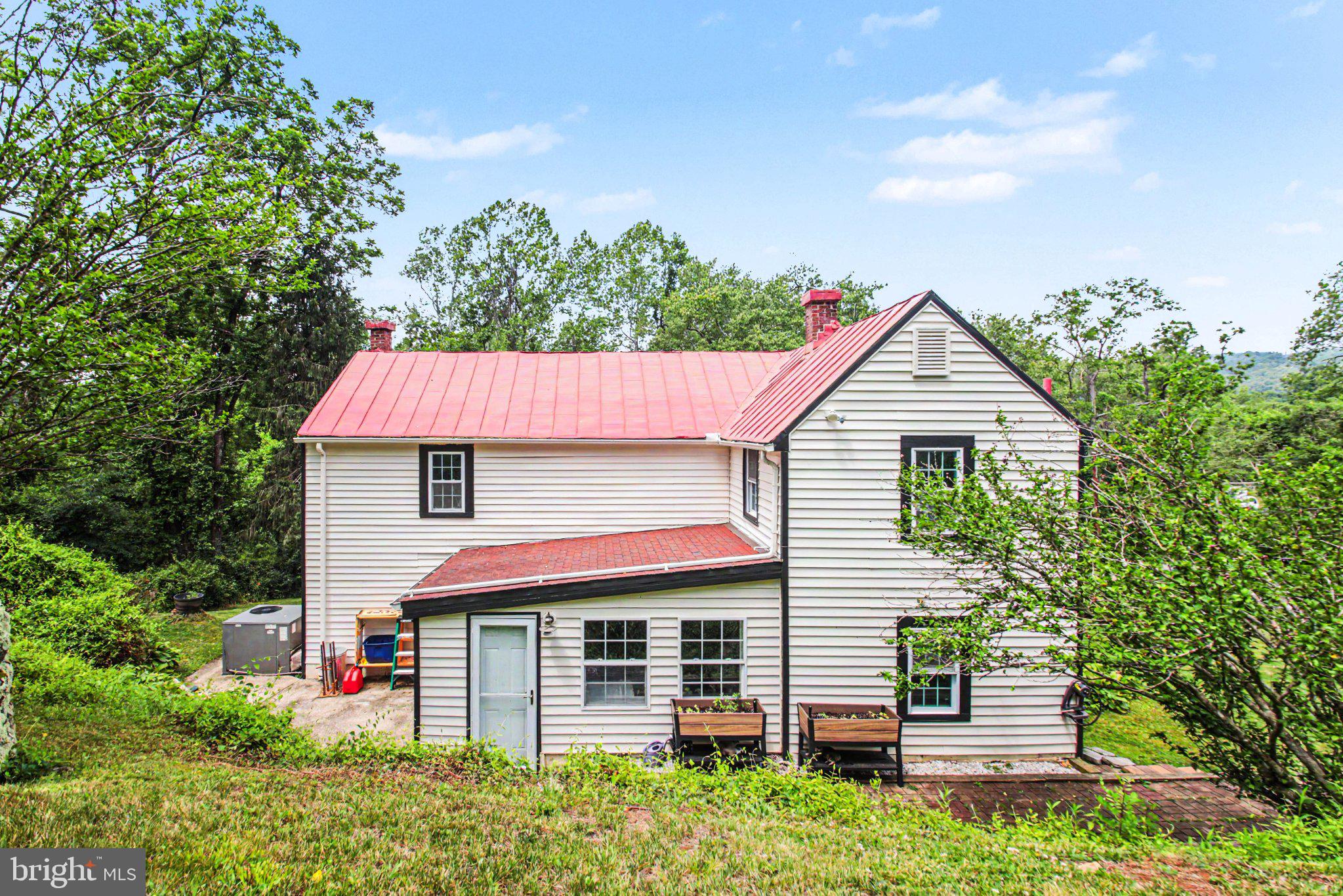 6287 Old Zion Road Warrenton, VA 20187 - Photo 26 of 69 Charming home with rustic appeal.