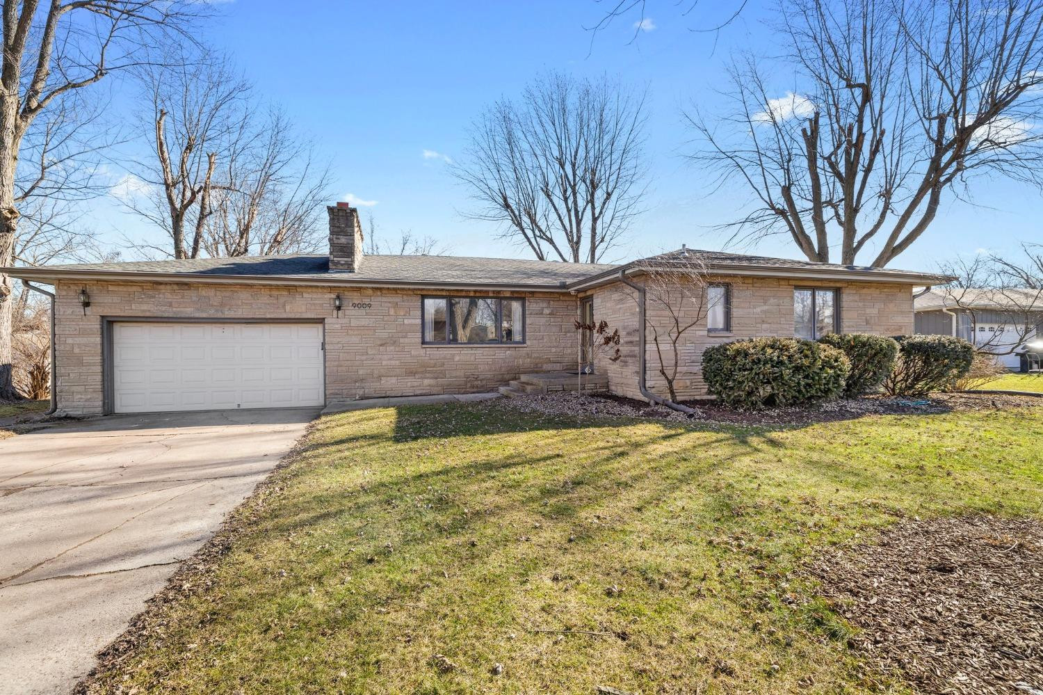 9009 Bryan Street Crown Point, IN 46307 - Photo 1 of 24 1500x999