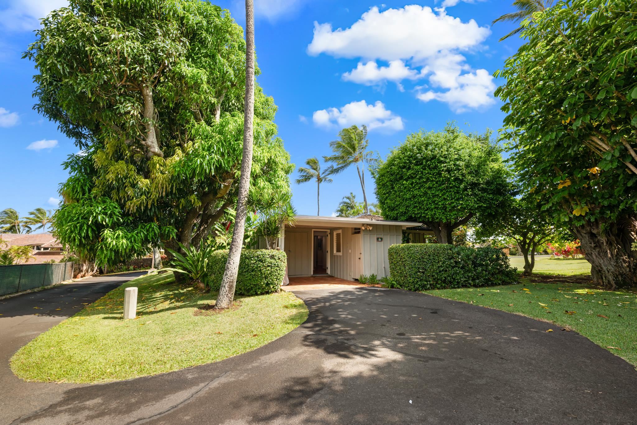 20 Hui Road East, Unit 35 Lahaina, HI 96761 - Photo 41 of 50 a view of a house with a yard