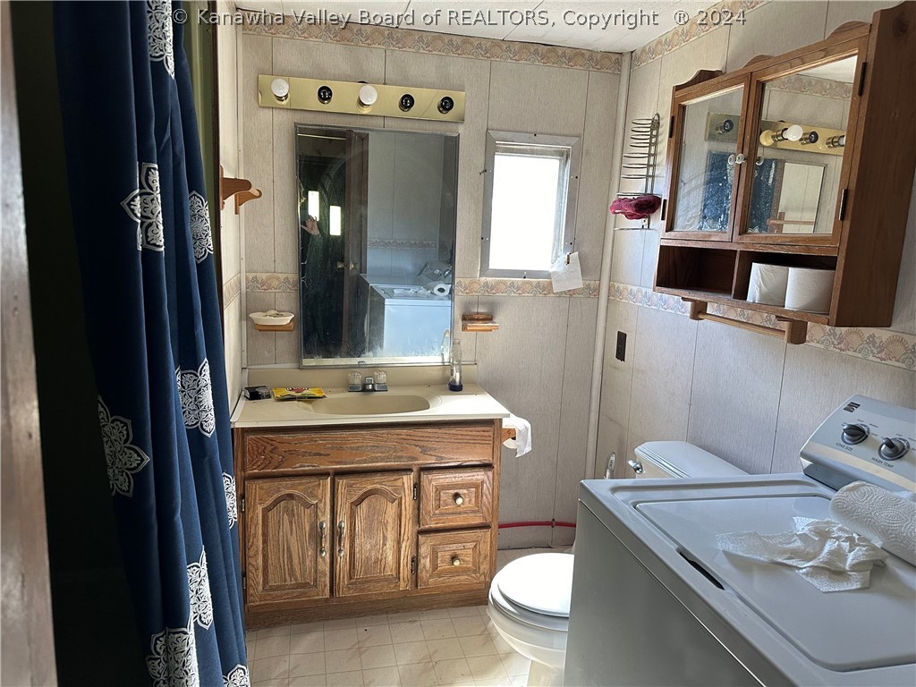 478 Bud Chatten Road Leon, WV 25123 - Photo 25 of 28 Bath