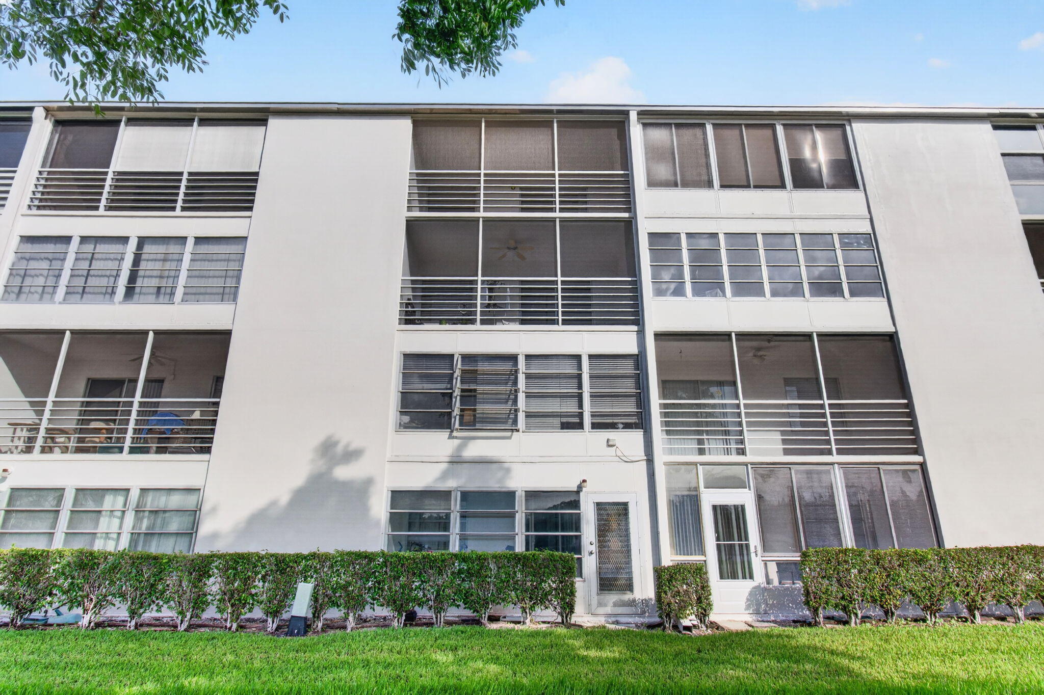 4039 Hythe A Boca Raton, FL 33434 - Photo 69 of 108 64-web-or-mls-DSC_3822